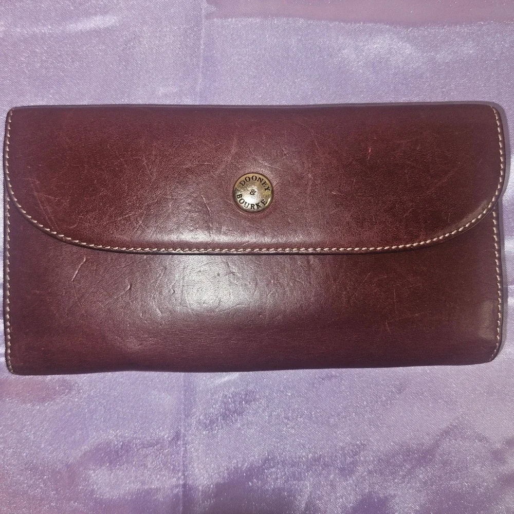 Dooney & Bourke Brown Leather Continental Clutch Wallet Made in Italy